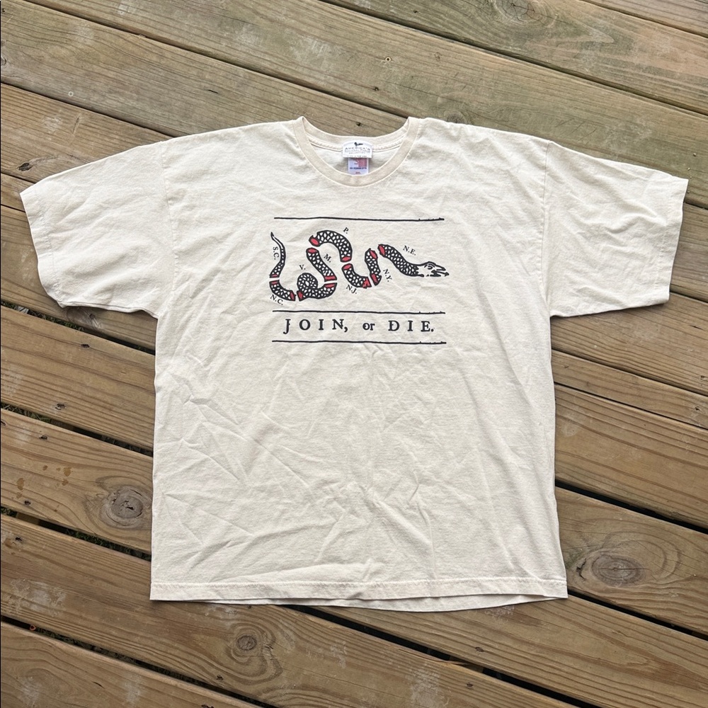America’s National Parks Collection Men’s 2XL Beige Snake Graphic Print T-Shirt